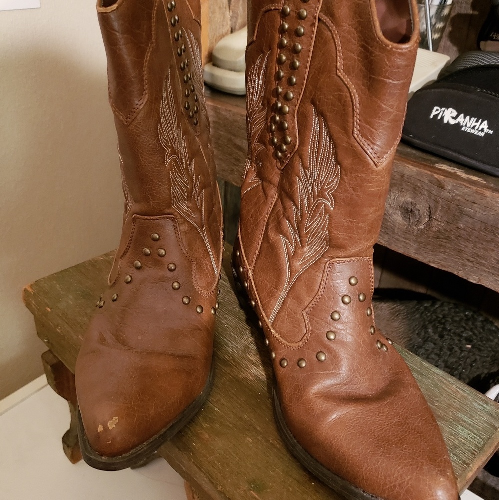 Women's boots